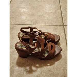 B.O.C. Women's Size 8M Marybeth Comfort Dress Shoe in Tan BC0002616